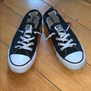 Black low top converse